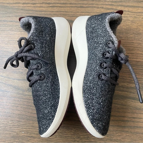 Allbirds Women's Wool Runner LIMITED EDITION:
Natural Grey (Cream Sole) - Picture 7 of 14